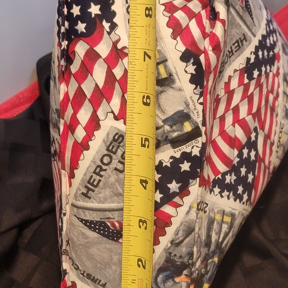 White Cross 2001 9/11 Memorial American Heroes Crafted Purse/Bag - Picture 11 of 16